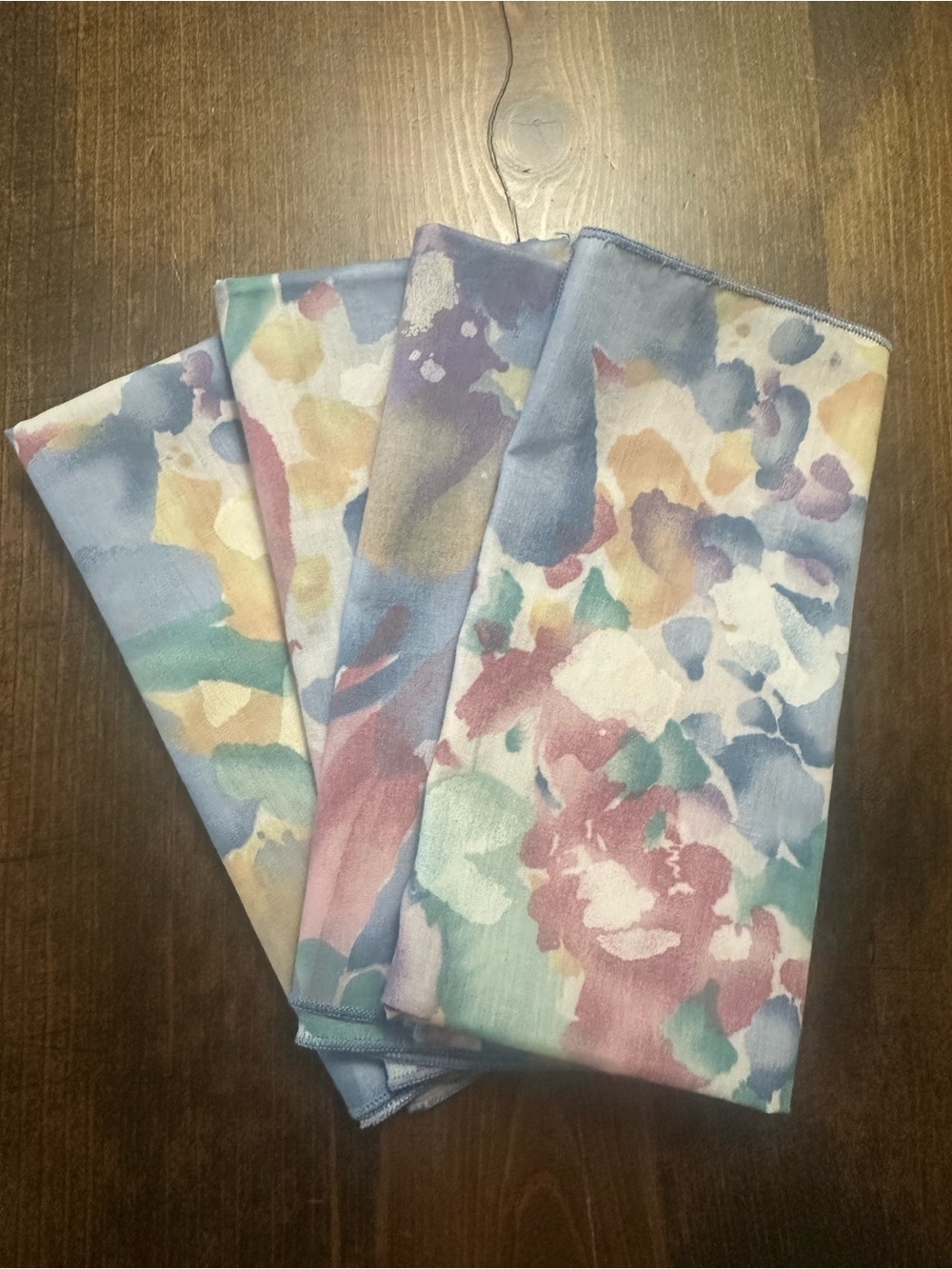 Vintage 80s Watercolor Floral Cloth Napkins Set of 4 Pastel
